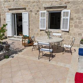 4 bedroom villa with pool in Lapad, Dubrovnik, sleeps 8